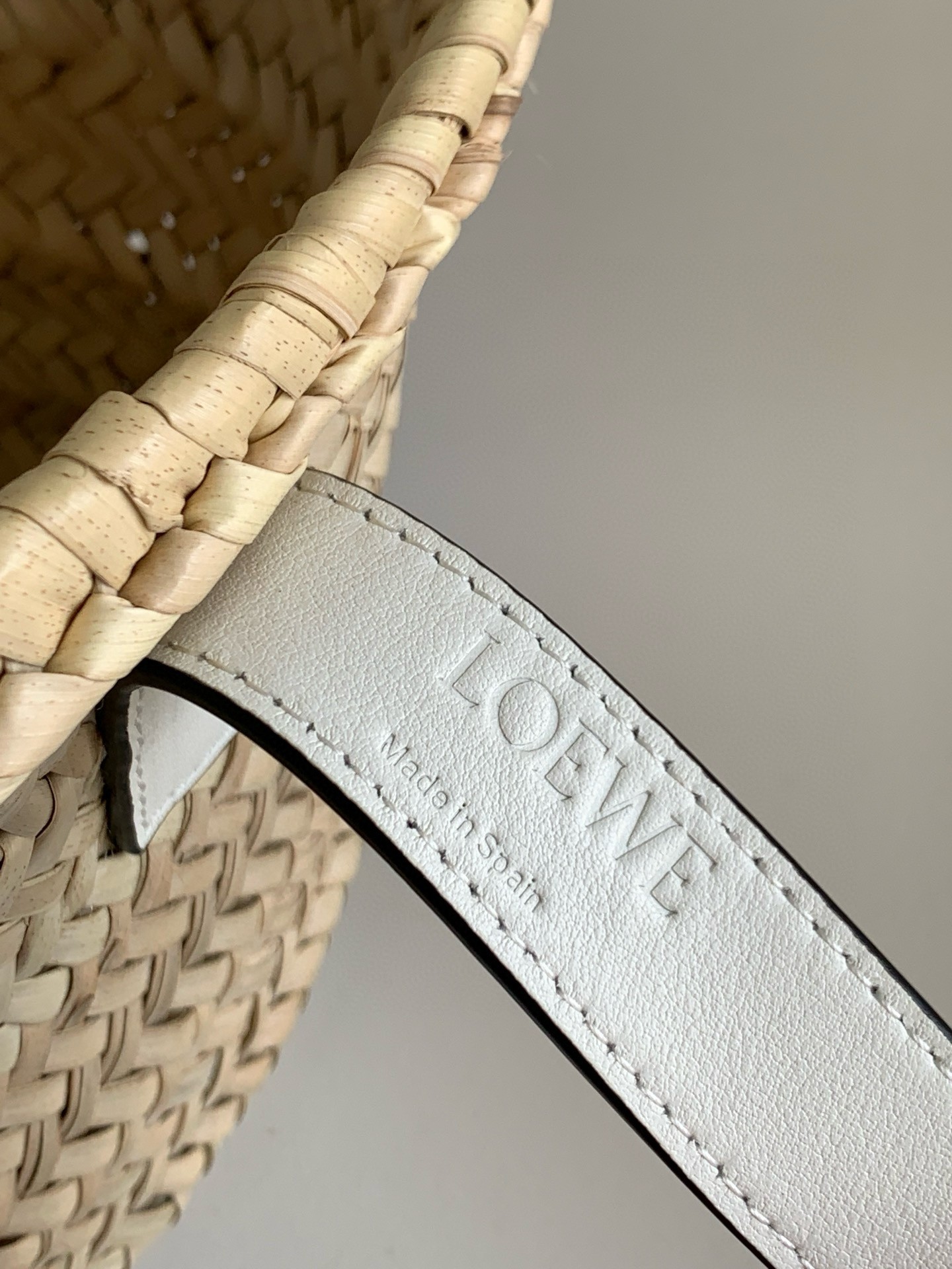 Loewe Small Basket Bag in Raffia and White Calfskin