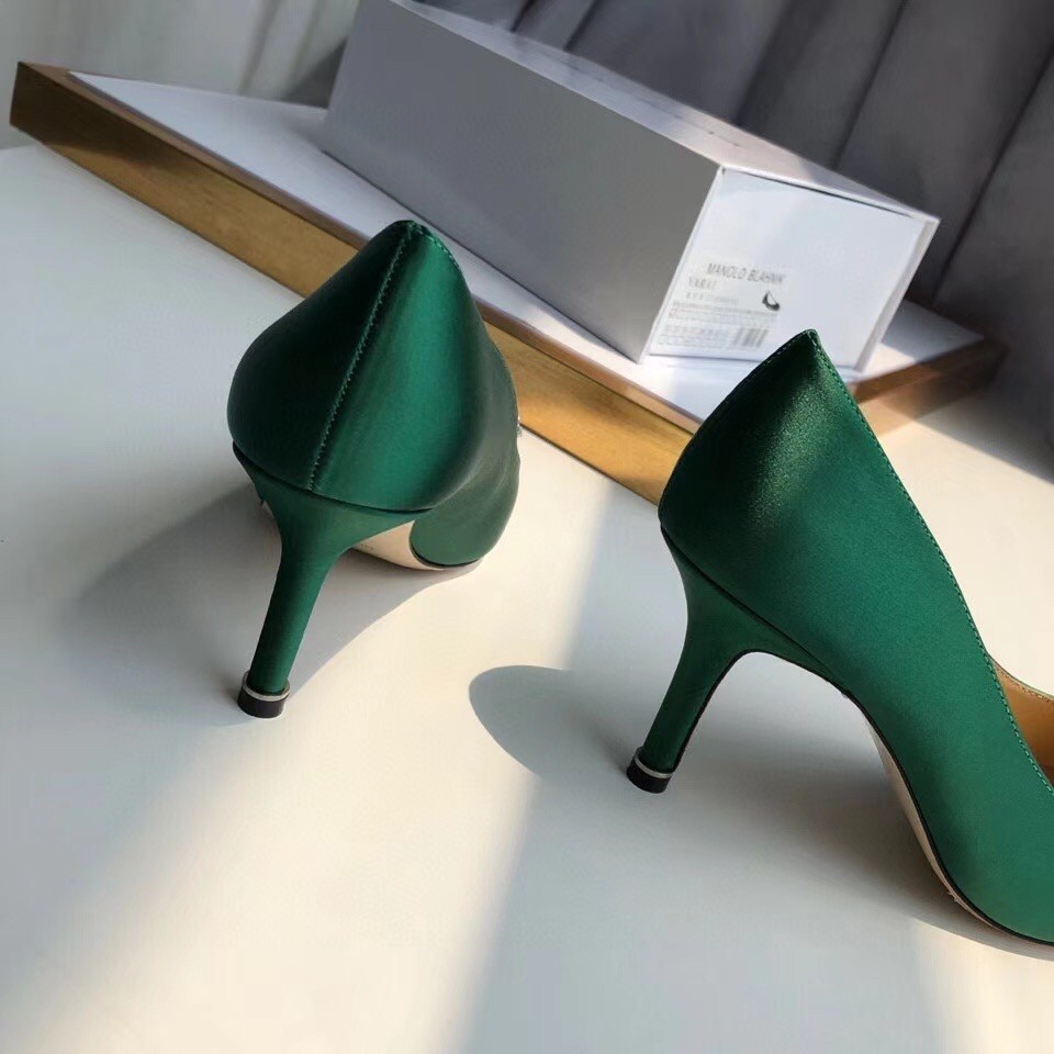 Manolo Blahnik Green Satin Hangisi 70mm Pumps