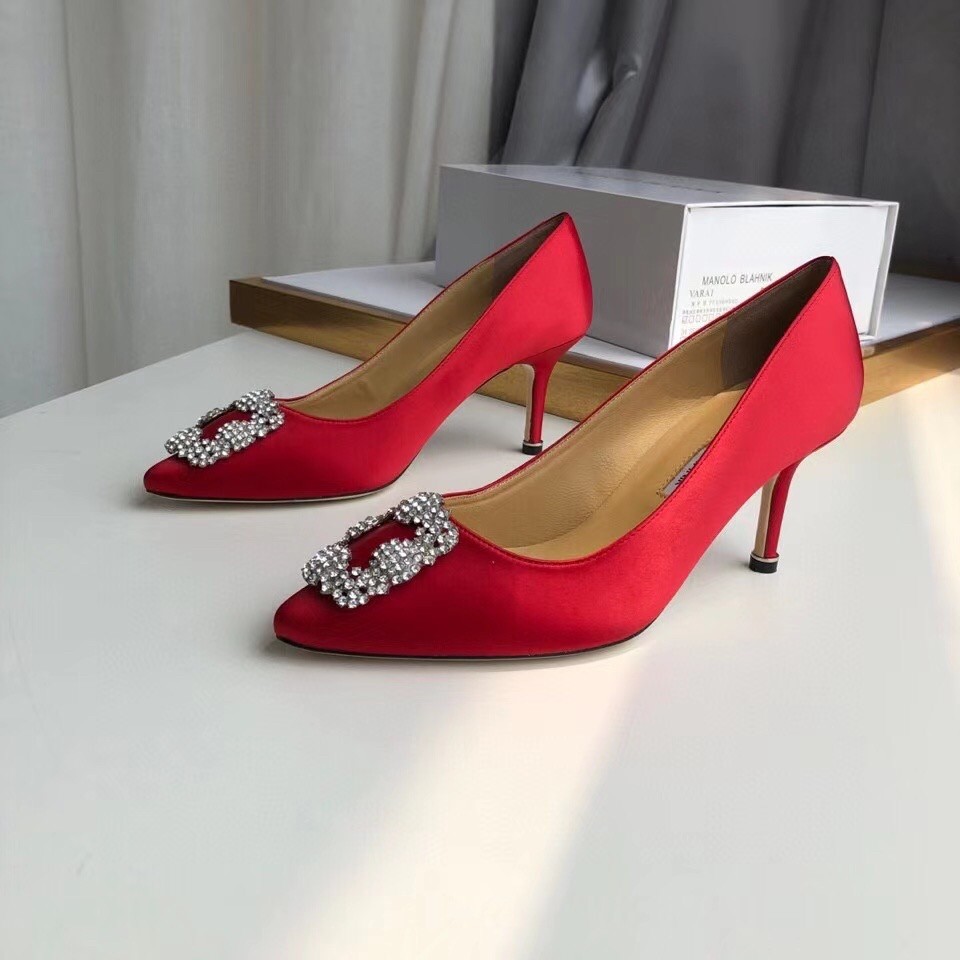 Manolo Blahnik Red Satin Hangisi 70mm Pumps