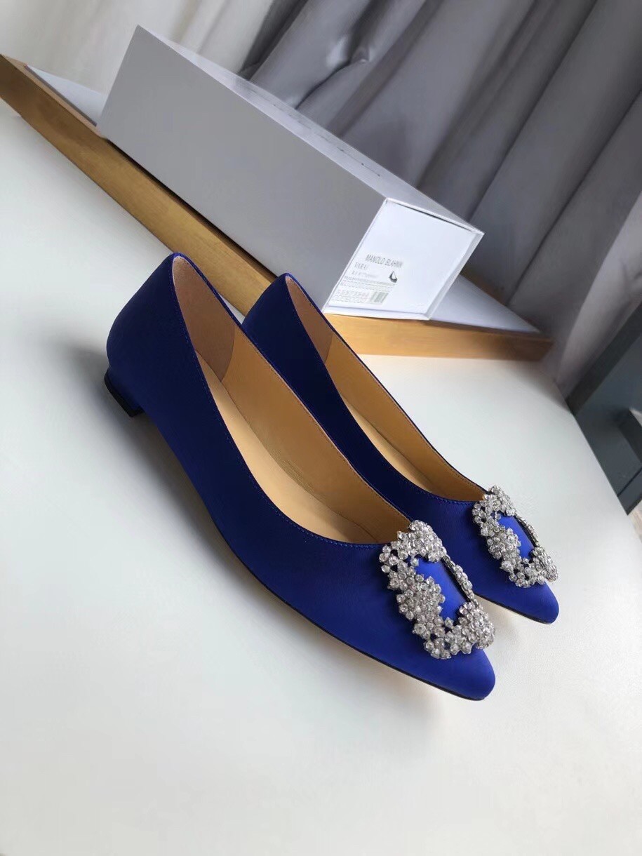 Manolo Blahnik Hangisi Flats In Blue Satin