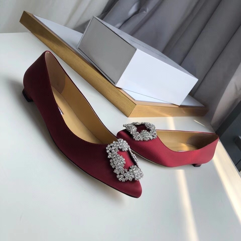 Manolo Blahnik Hangisi Flats In Bordeaux Satin