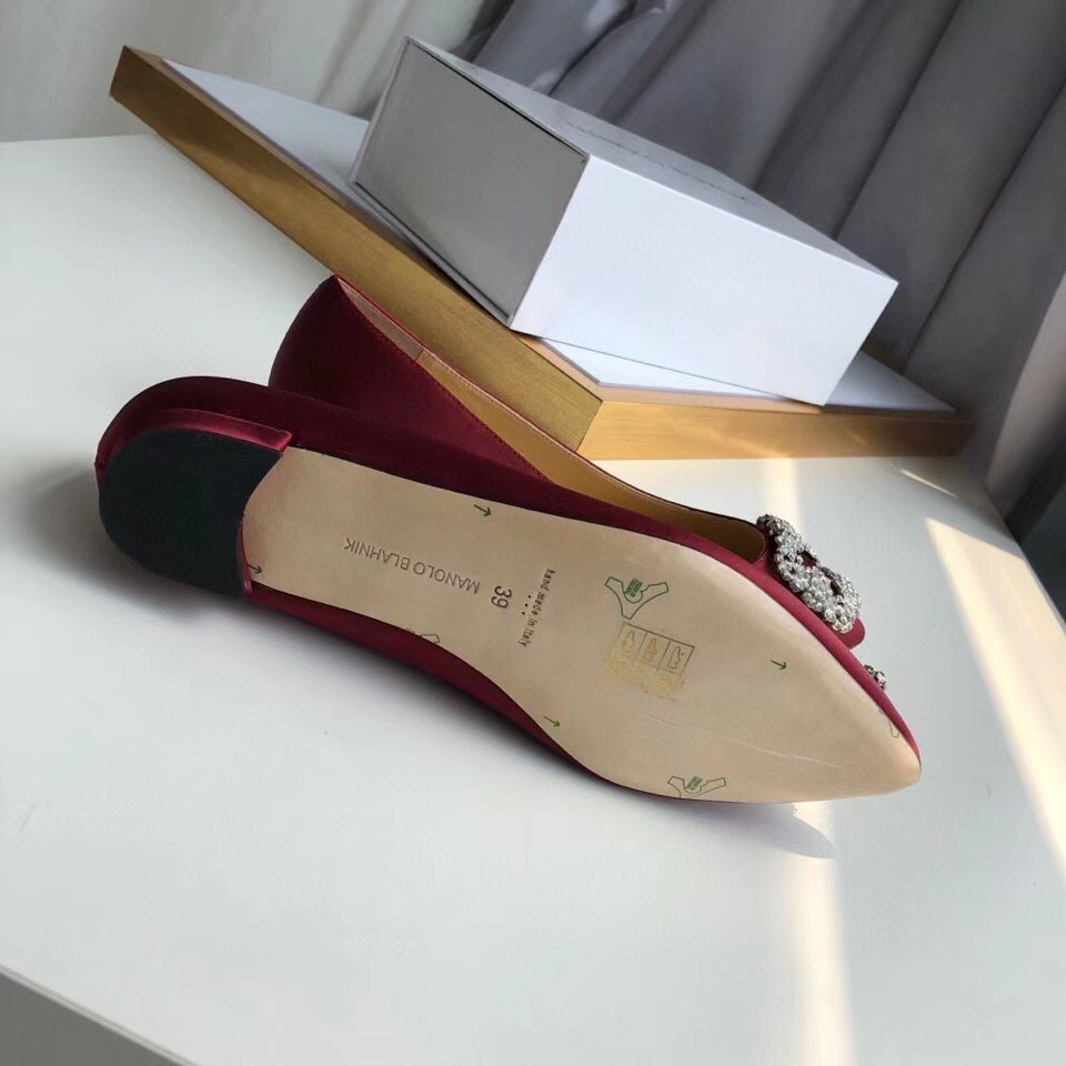 Manolo Blahnik Hangisi Flats In Bordeaux Satin