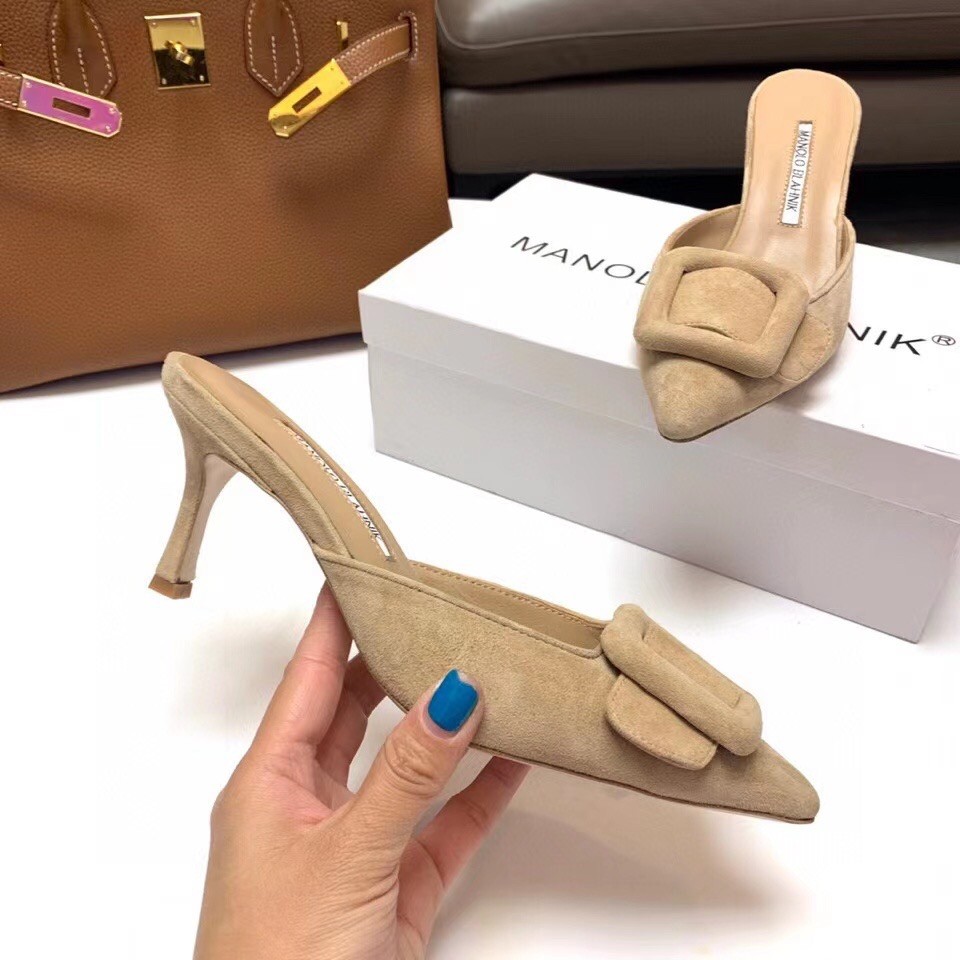 Manolo Blahnik Maysale 70mm Mules In Beige Suede