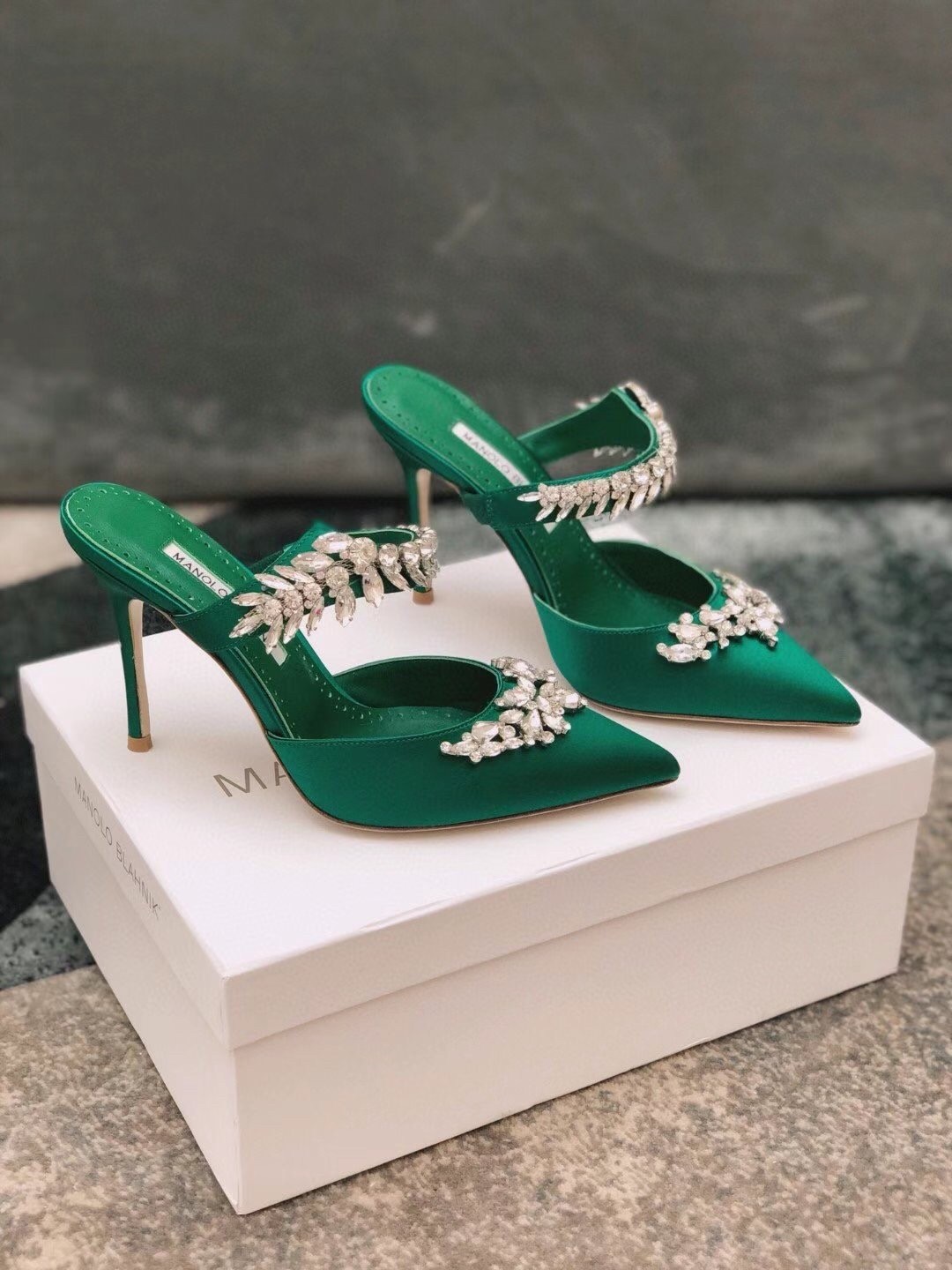 Manolo Blahnik Lurum 90mm Mules In Green Satin With Crystal