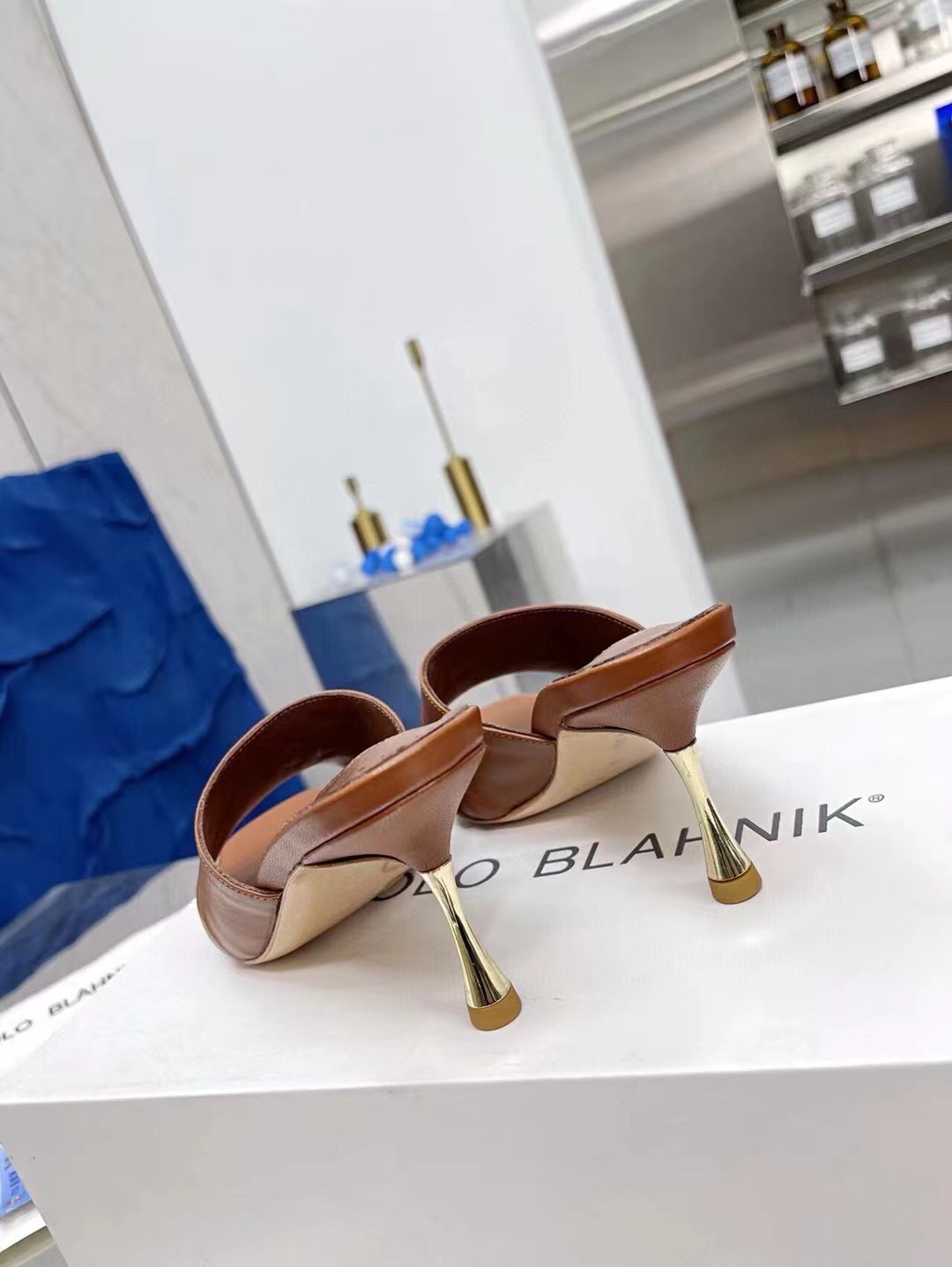 Manolo Blahnik Picoux 70mm Sandals In Brown Lambskin