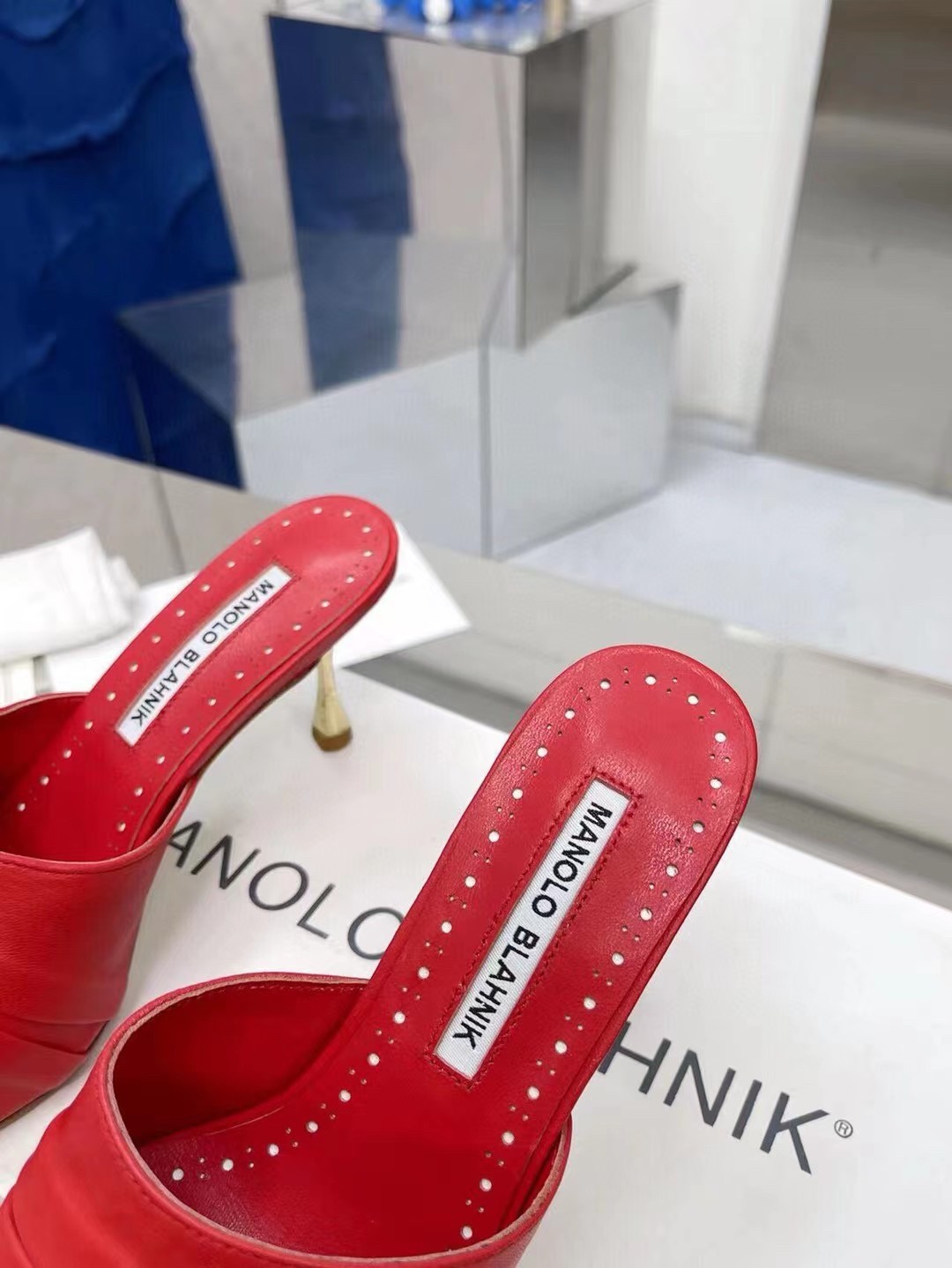 Manolo Blahnik Picoux 70mm Sandals In Red Lambskin