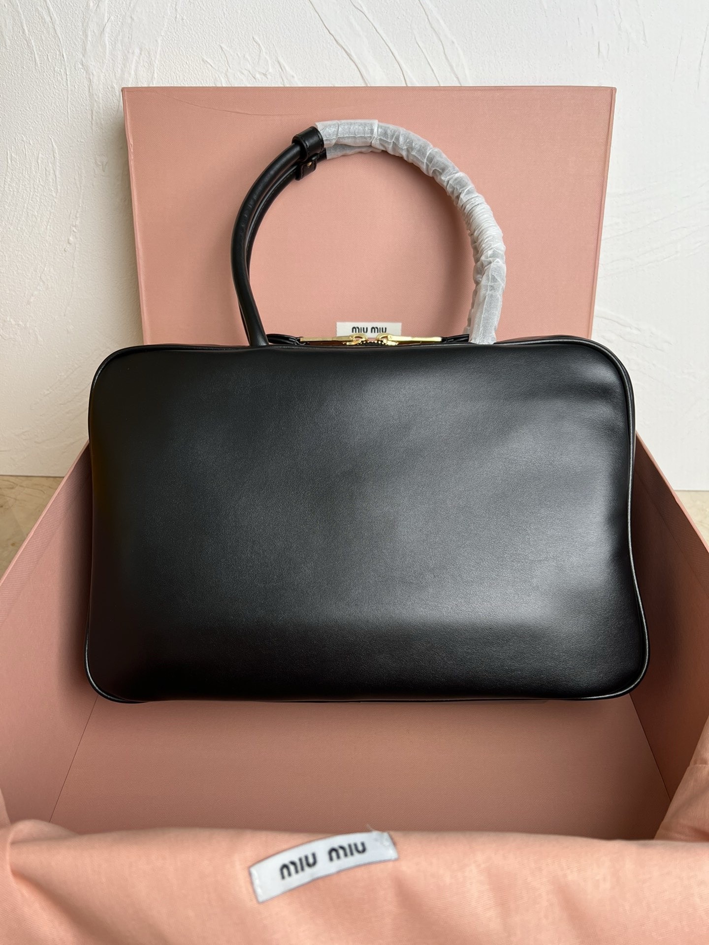 Miu Miu Beau Top-handle Bag in Black Leather