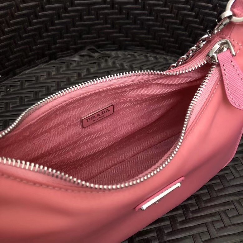 Prada Re-Edition 2005 Shoulder Bag In Pink Nylon