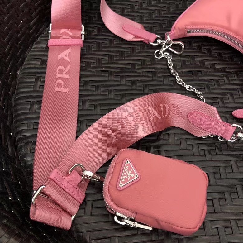 Prada Re-Edition 2005 Shoulder Bag In Pink Nylon