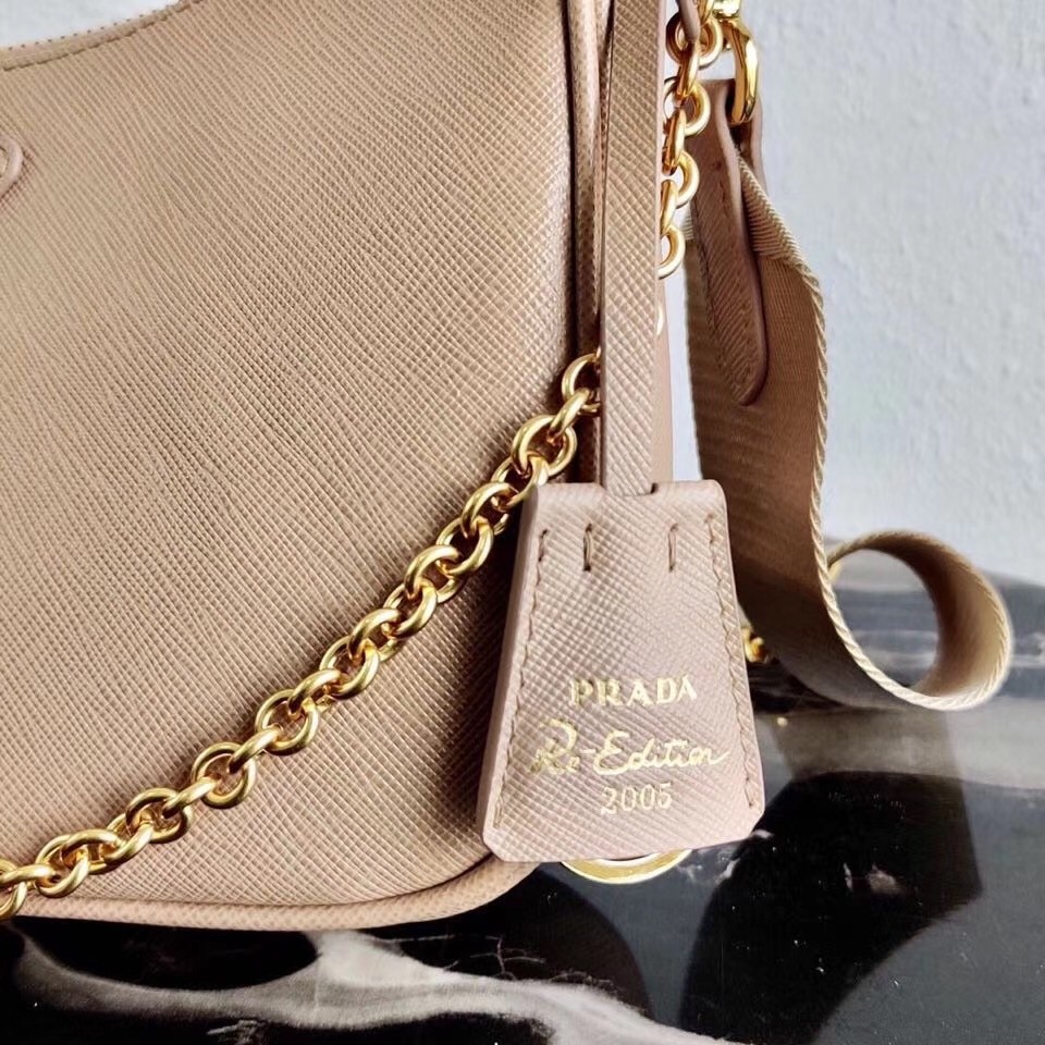 Prada Re-Edition 2005 Shoulder Bag In Beige Saffiano Leather