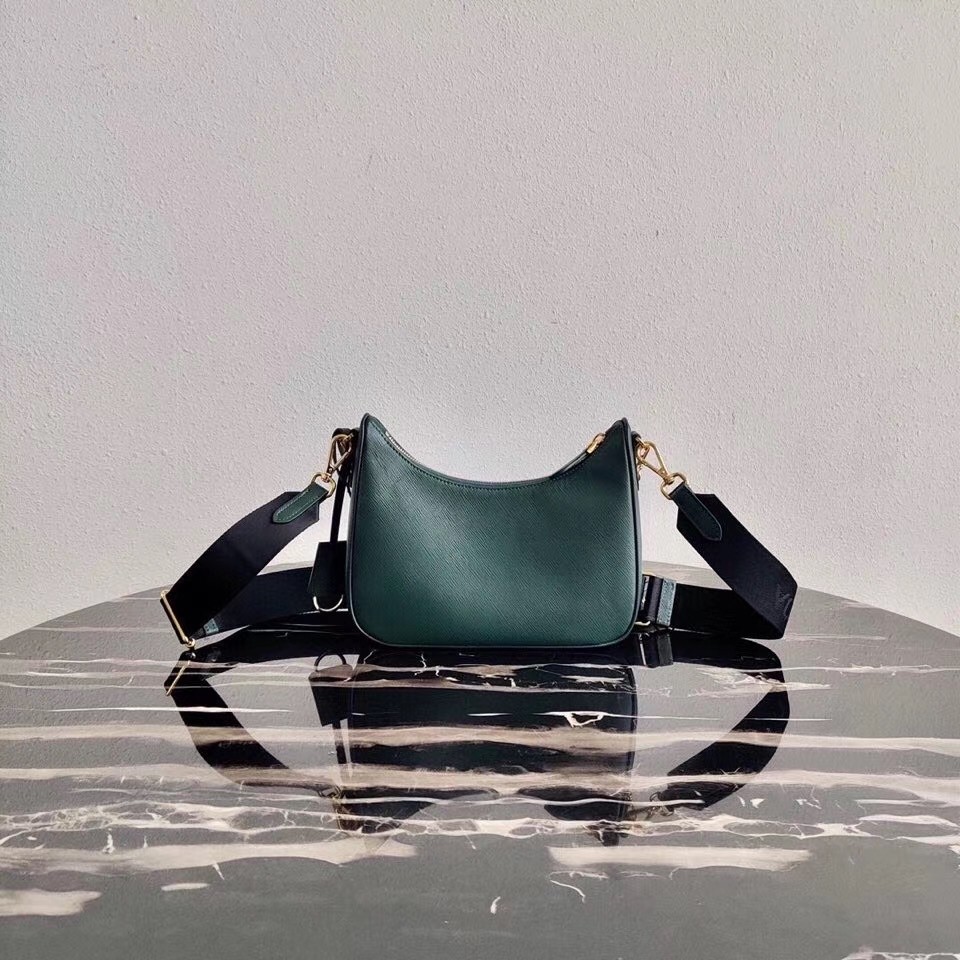 Prada Re-Edition 2005 Shoulder Bag In Green Saffiano Leather