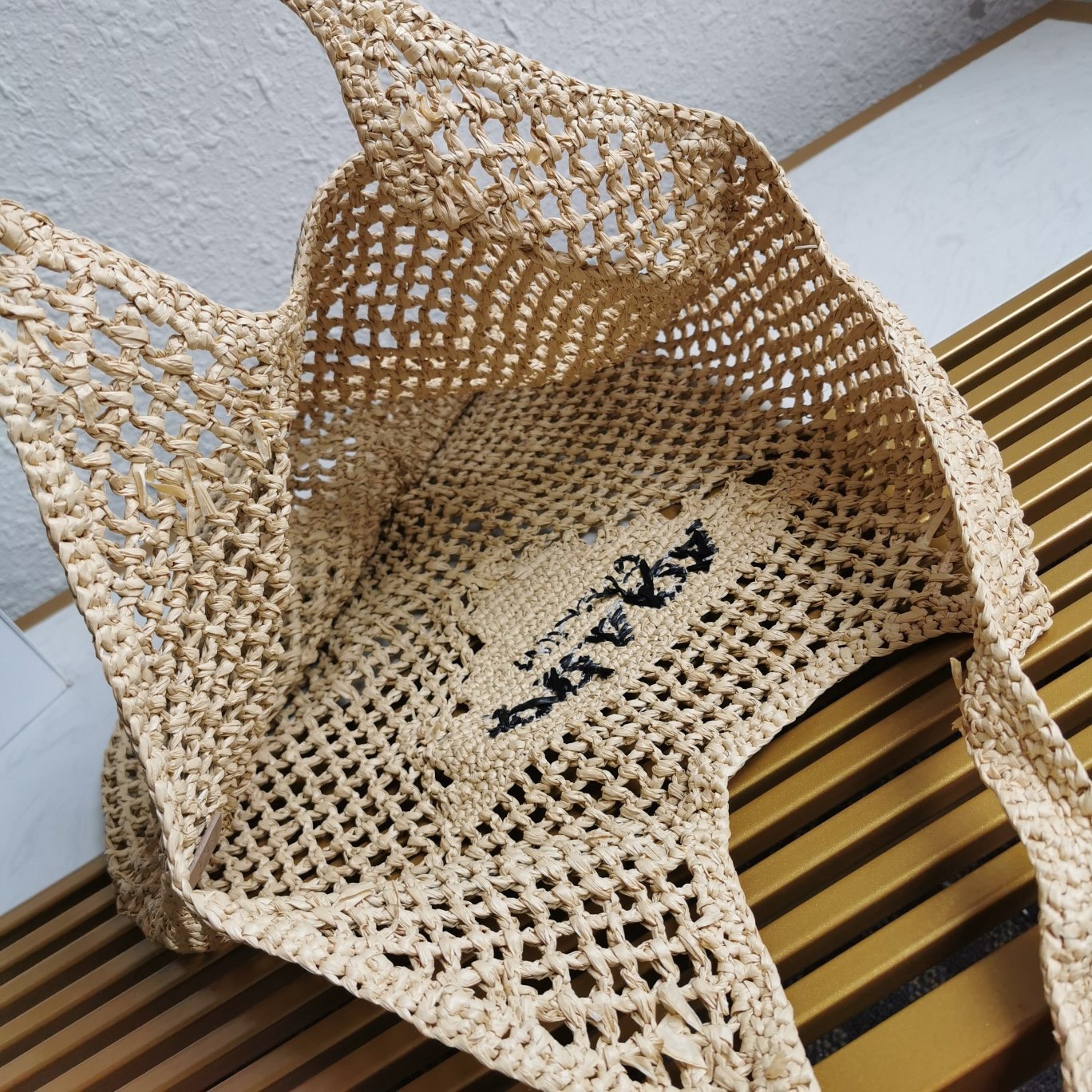 Prada Large Tote Bag In Beige Raffia