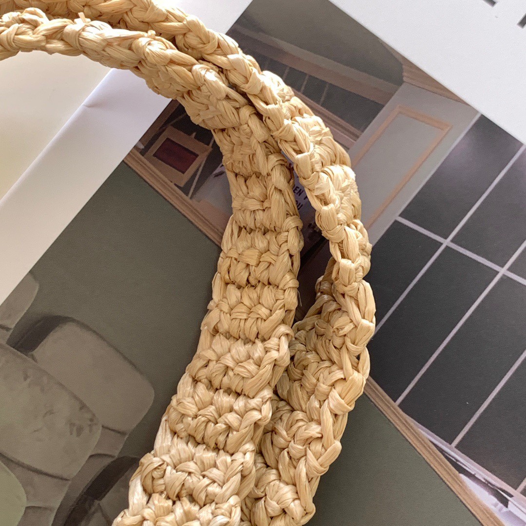 Prada Small Tote Bag In Beige Raffia