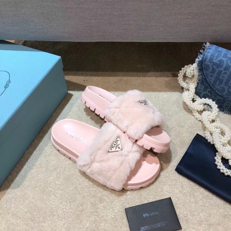 Prada Women's Slides In Pink Shearling