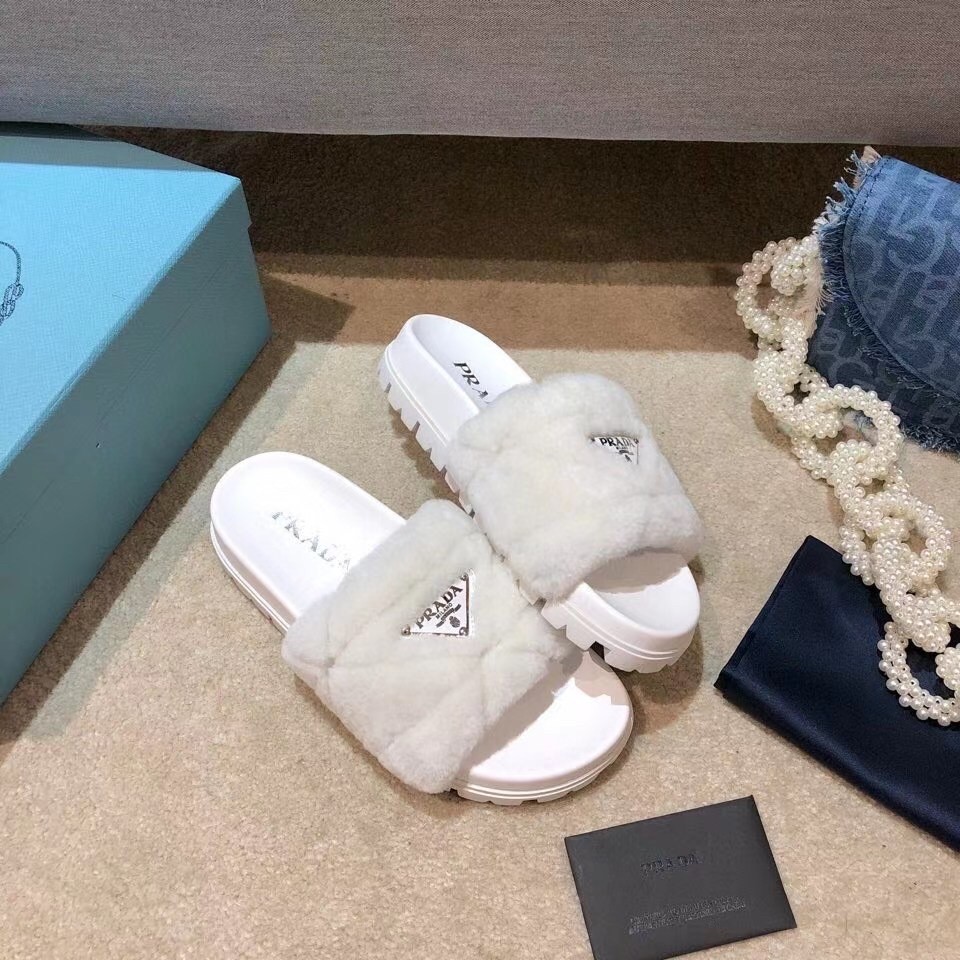 Prada Slide Slippers In White Quilted Shearling