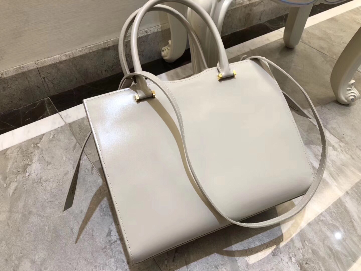 Saint Laurent Medium Uptown Tote In Blanc Smooth Leather