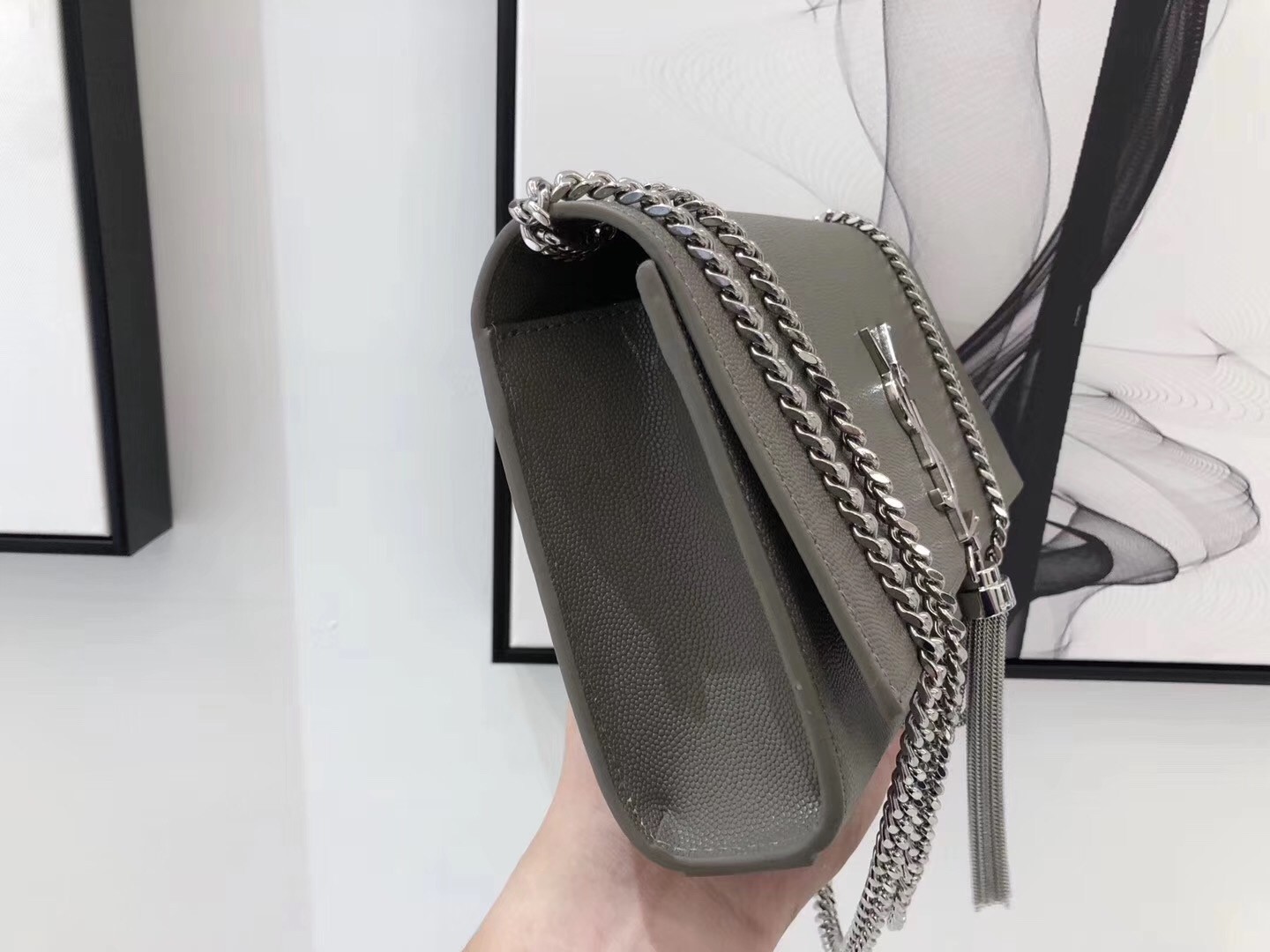 Saint Laurent Medium Kate Bag With Tassel In Grey Grained Leather