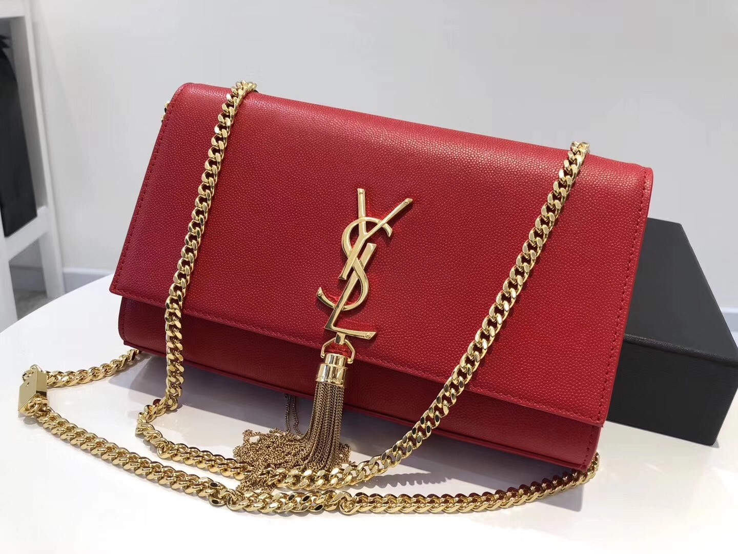 Saint Laurent Medium Kate Bag With Tassel In Red Grained Leather