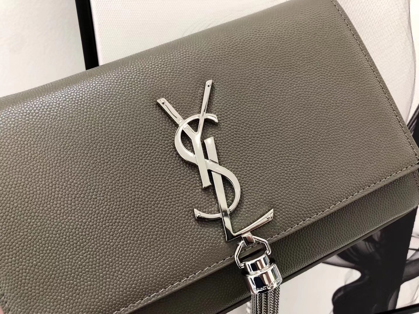 Saint Laurent Small Kate Tassel Bag In Grey Grained Leather