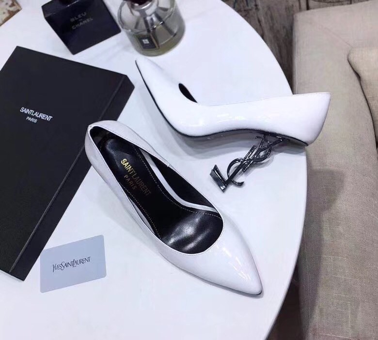 Saint Laurent Opyum 110 pumps In White Patent Leather