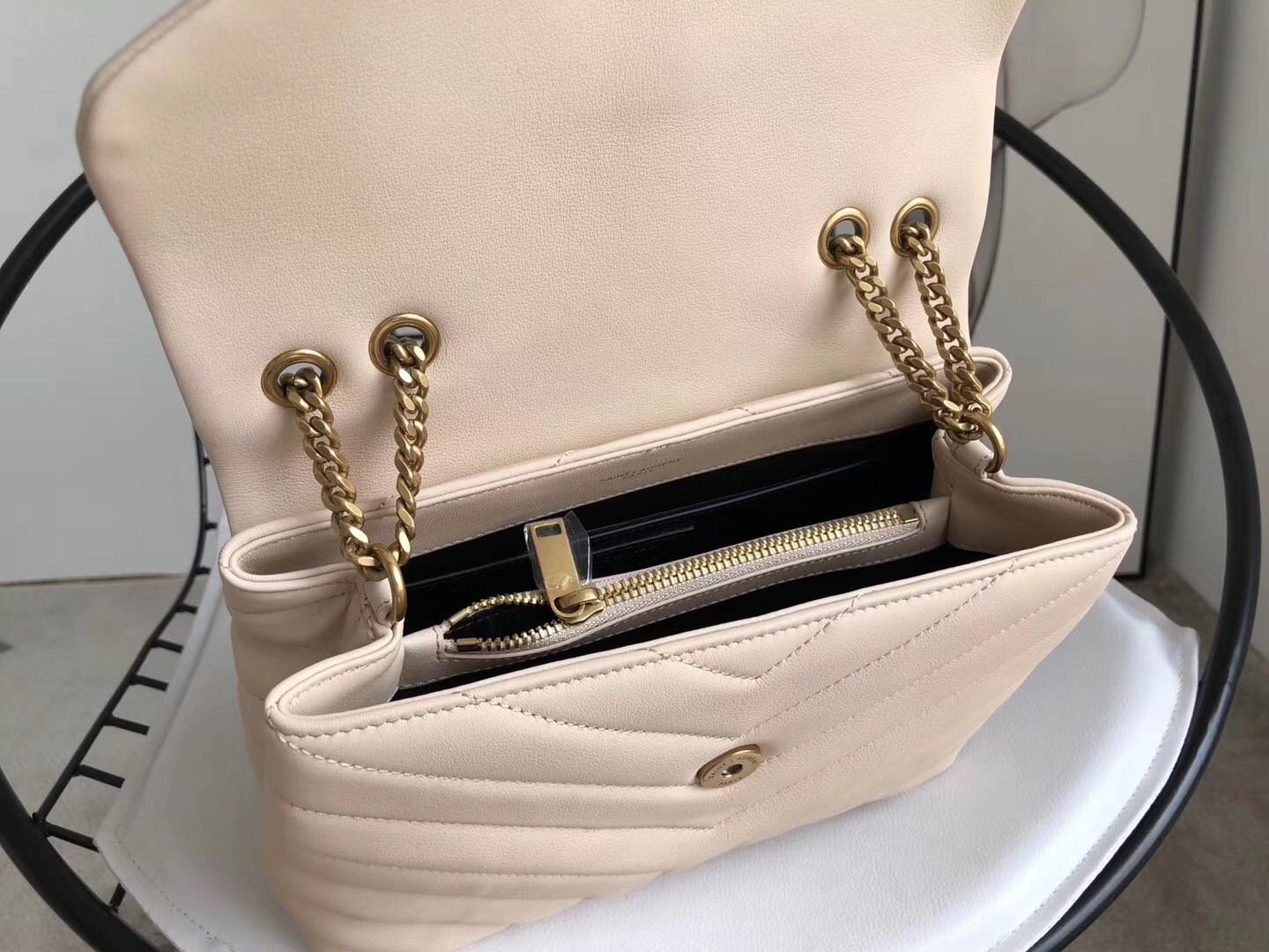 Saint Laurent Loulou Small Bag In Beige Matelasse Leather