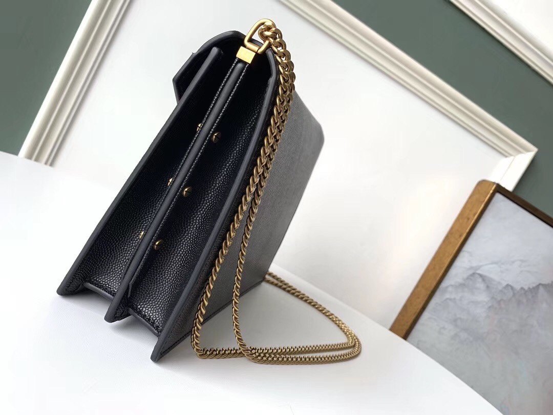 Saint Laurent Cassandra Clasp Bag In Black Grained Leather