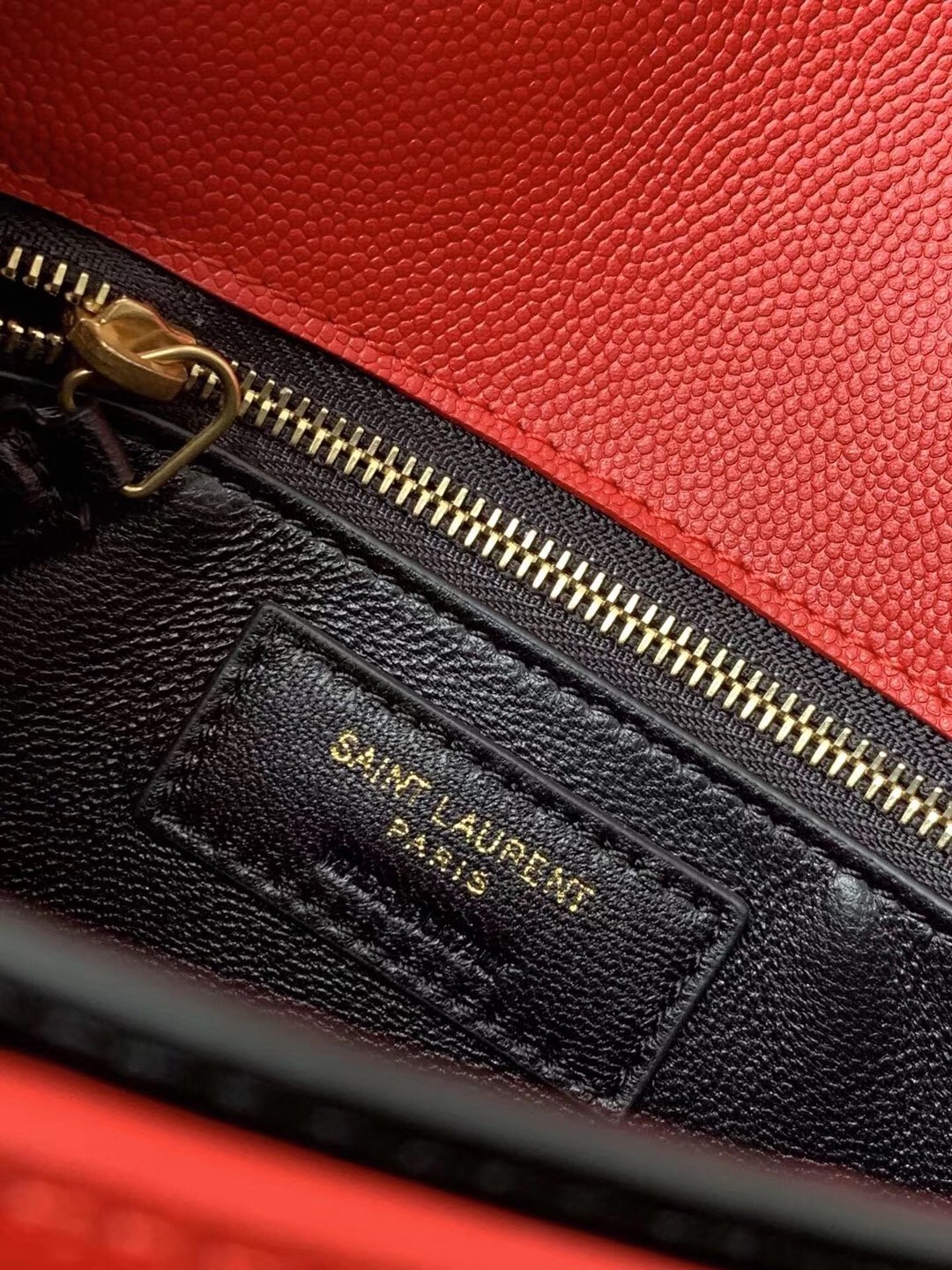 Saint Laurent Cassandra Clasp Bag In Red Grained Leather