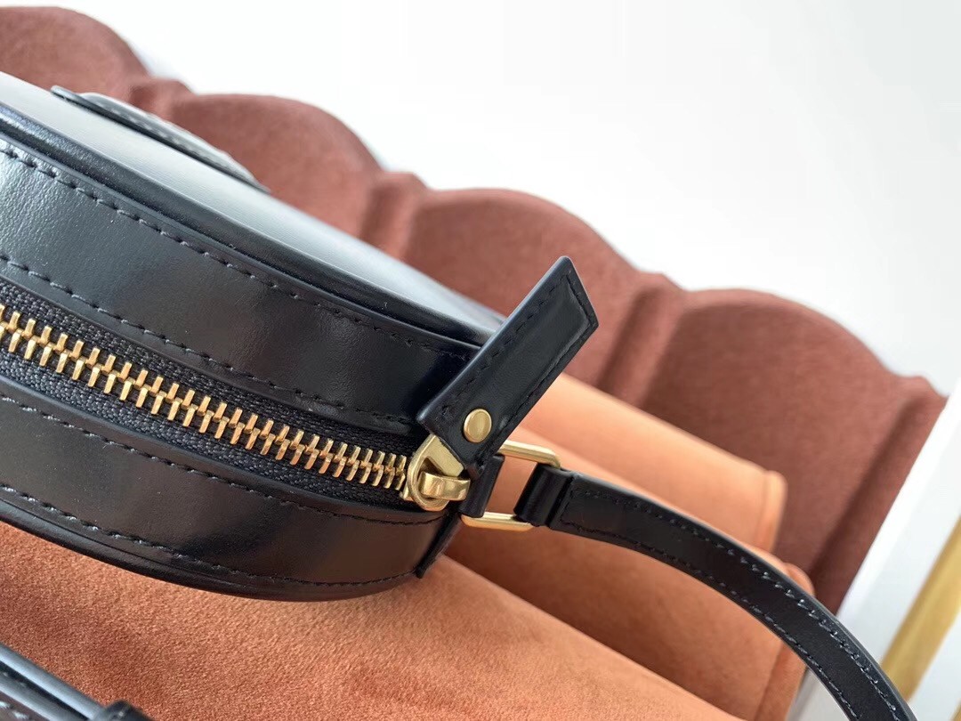 Saint Laurent LE 61 Camera Bag In Black Leather