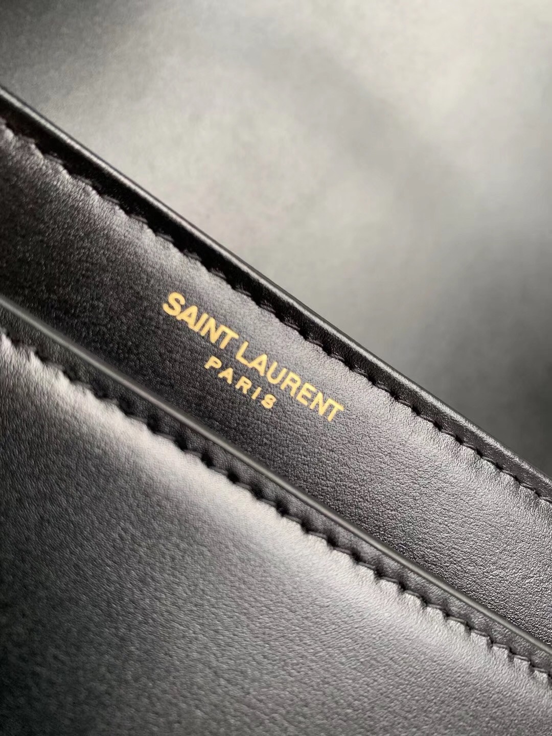 Saint Laurent LE 61 Medium Saddle Bag In Black Leather