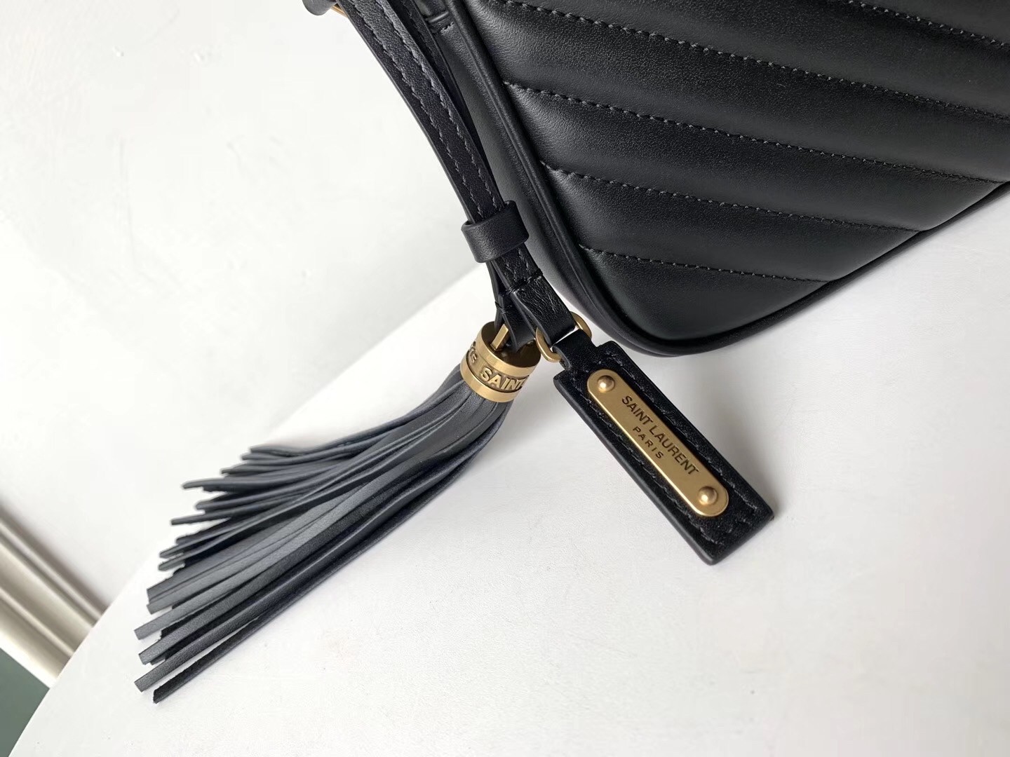 PO Saint Laurent Lou Camera Bag In Black Leather