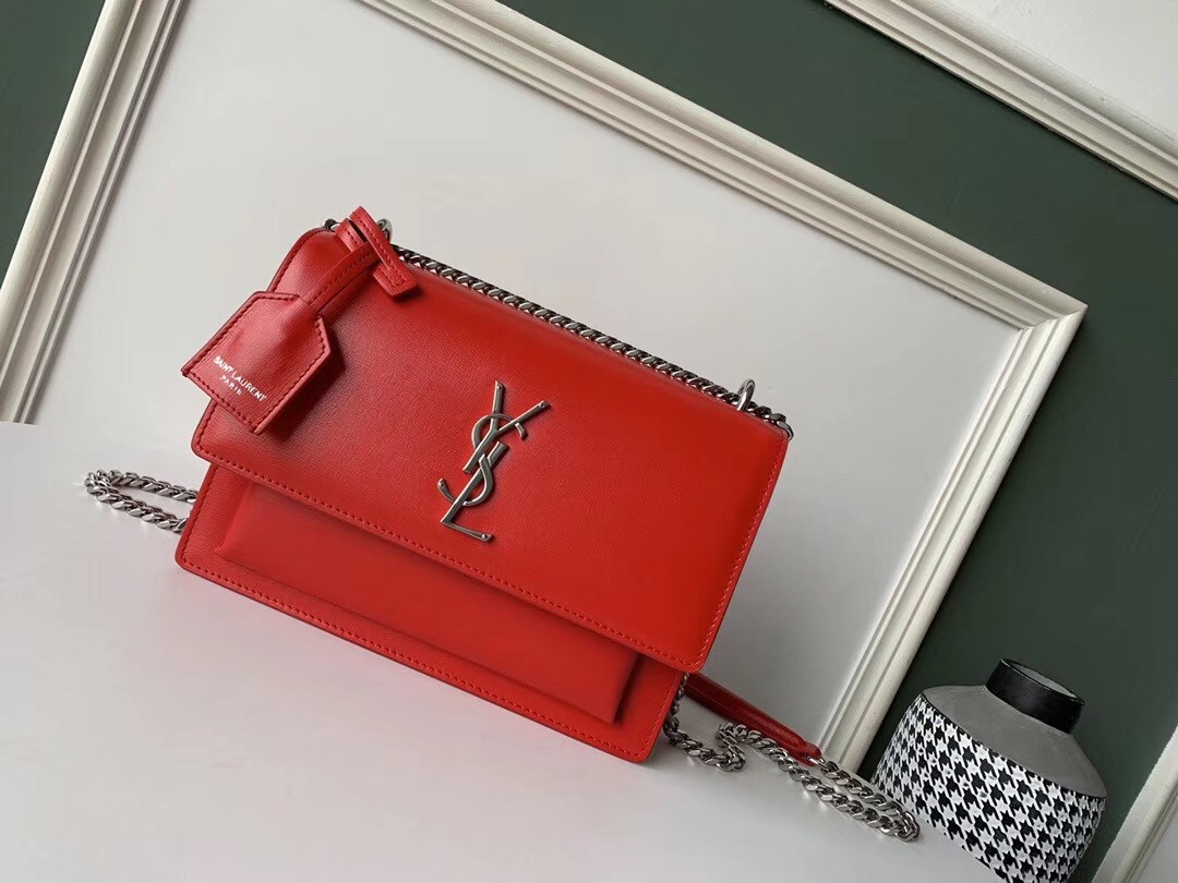 Saint Laurent Sunset Medium Bag In Red Calfskin