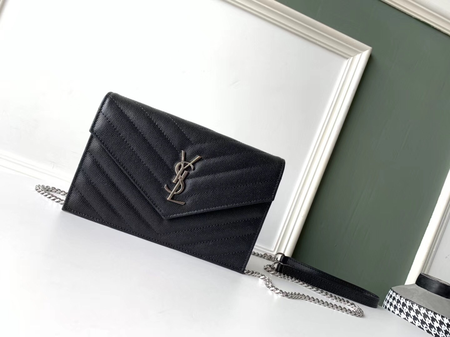 Saint Laurent WOC Envelope Chain Wallet In Noir Leather