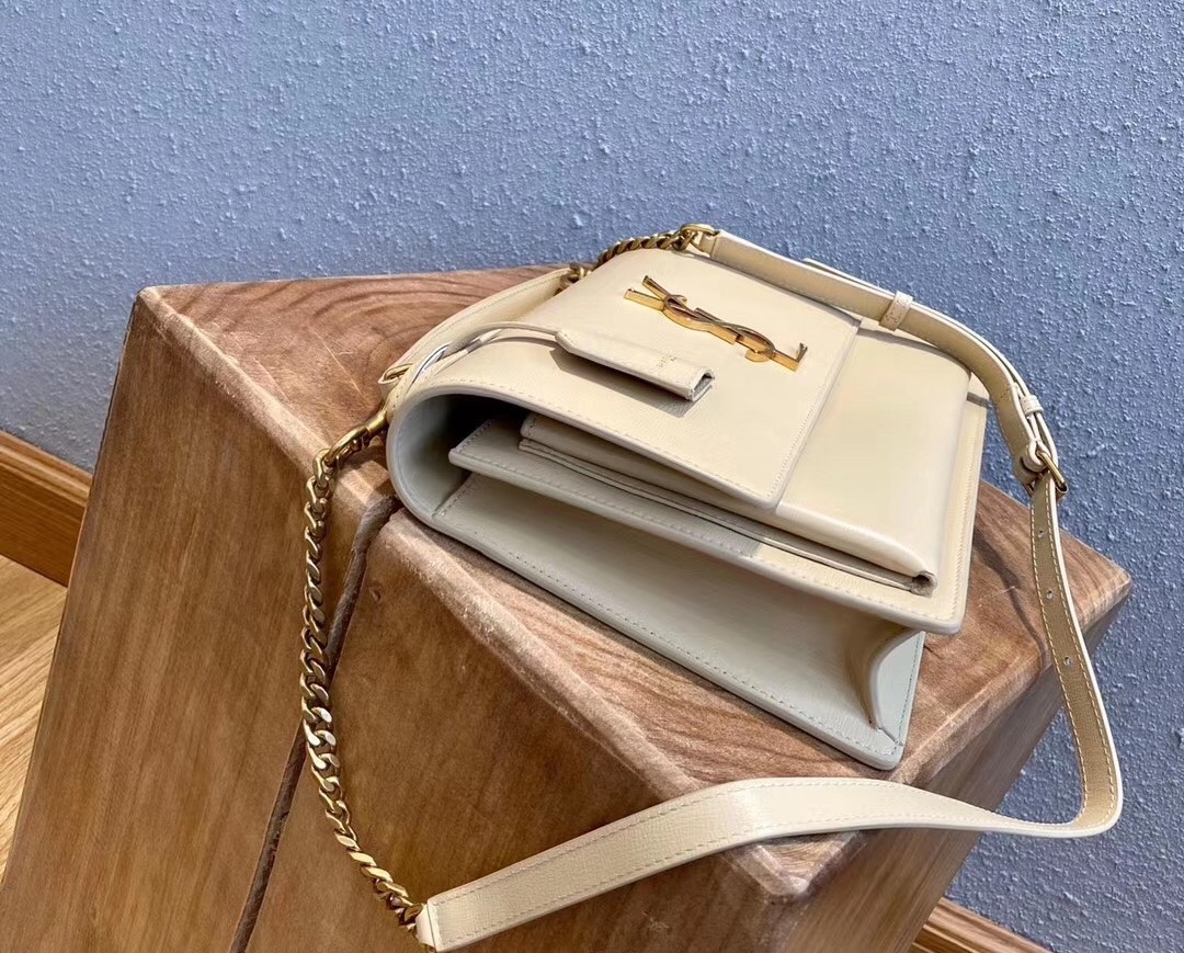 Saint Laurent New Medium Sunset Bag In Beige Calfskin