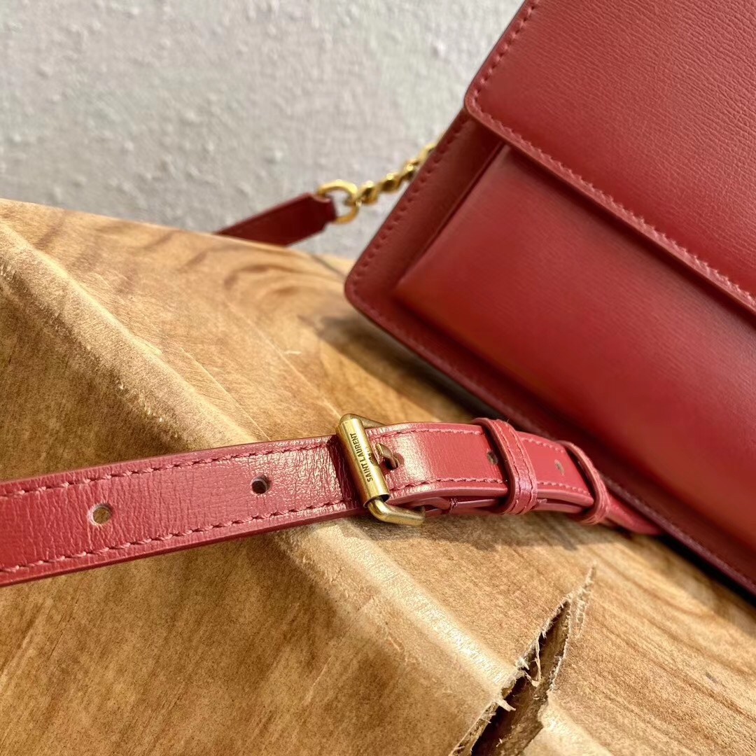 Saint Laurent New Medium Sunset Bag In Red Calfskin