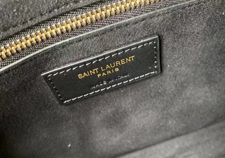 Saint Laurent Le 5 à 7 Hobo Bag In Black Leather