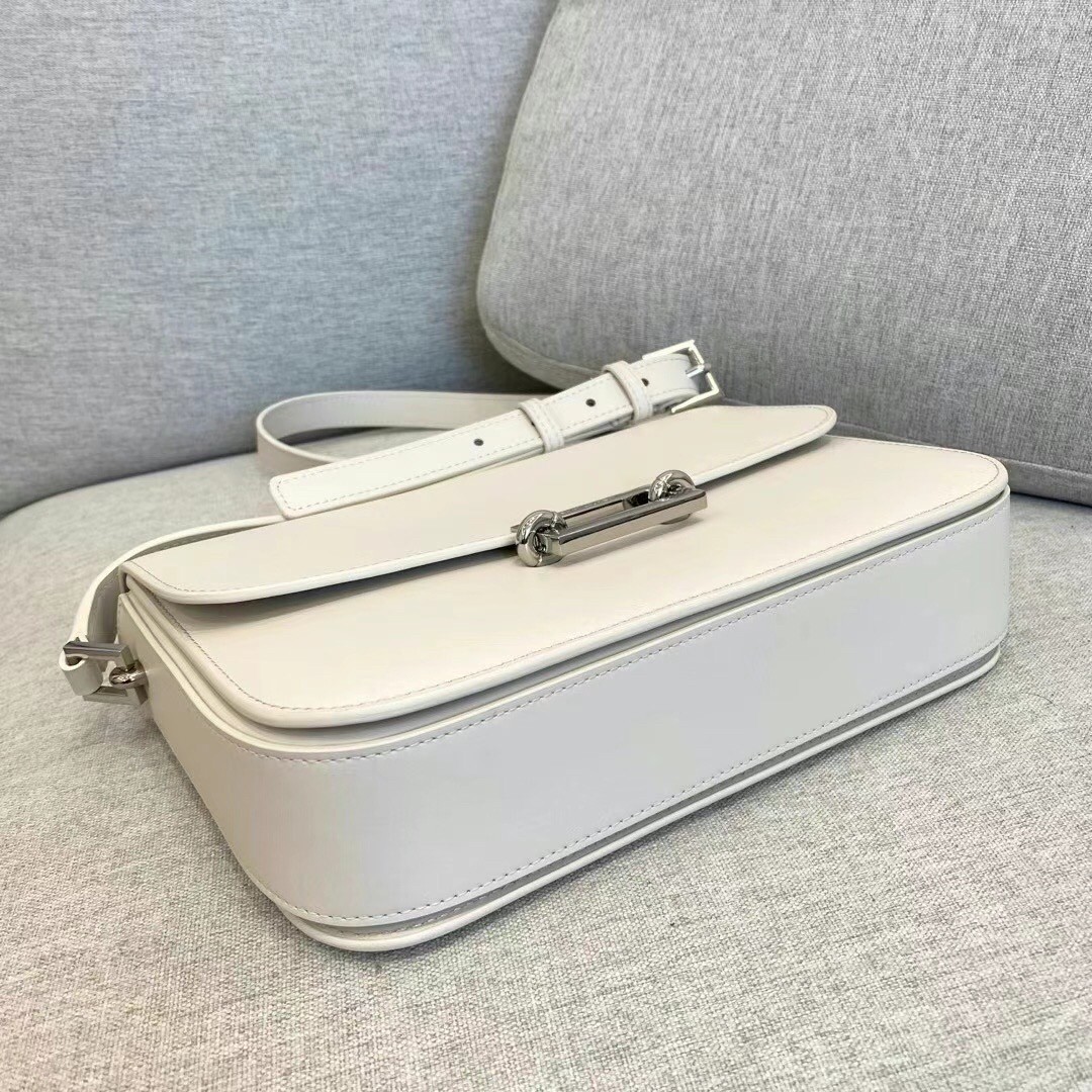 Saint Laurent Le Pave Bag In White Calfskin