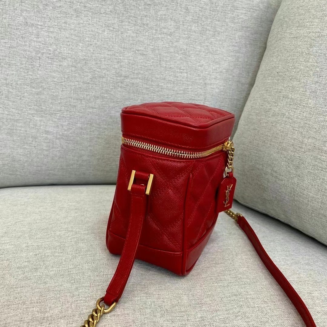 Saint Laurent 80's Vanity Bag In Red Quilted Grained Leather