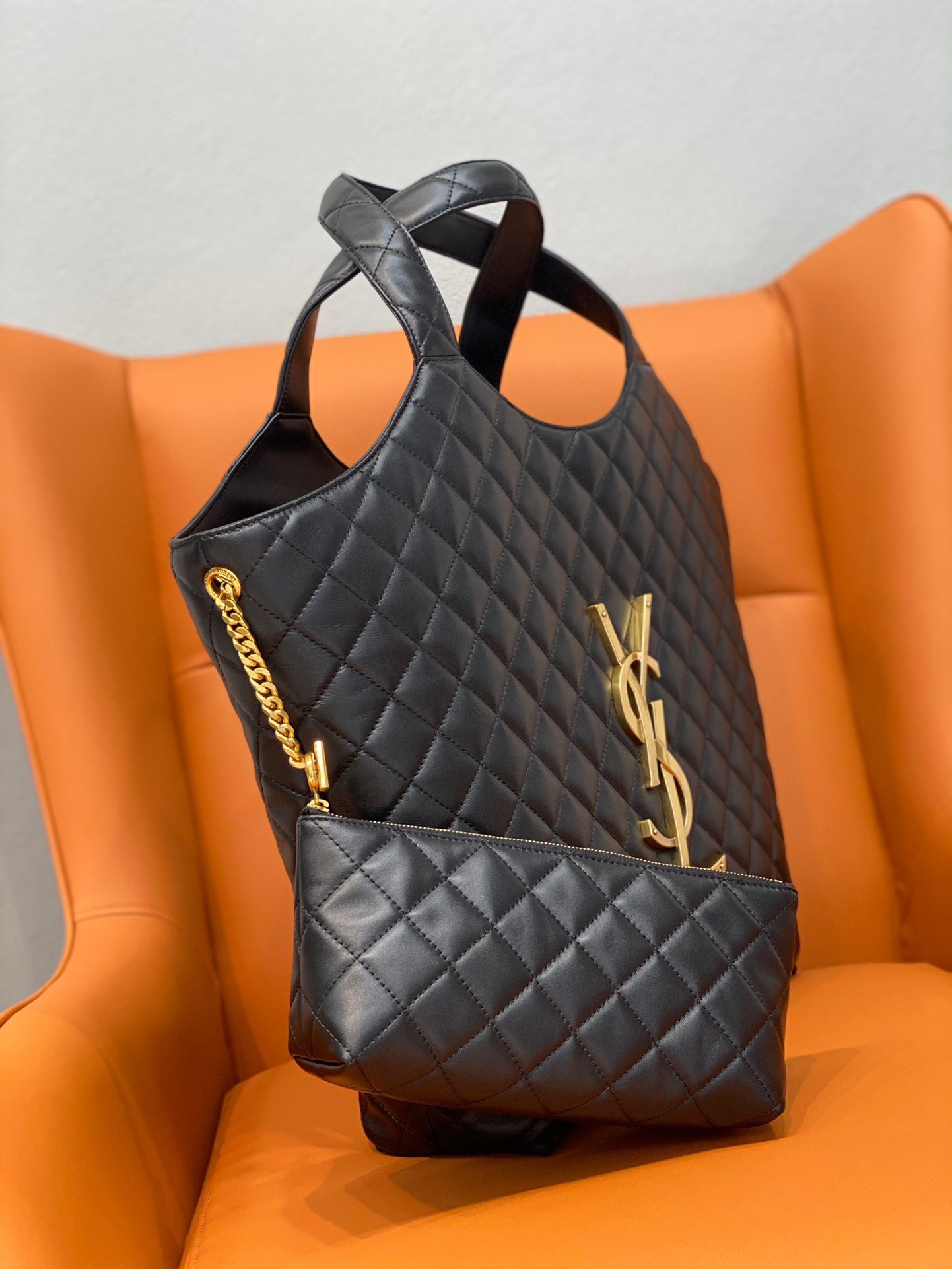 Saint Laurent Icare Maxi Shopping Bag In Black Quilted Lambskin