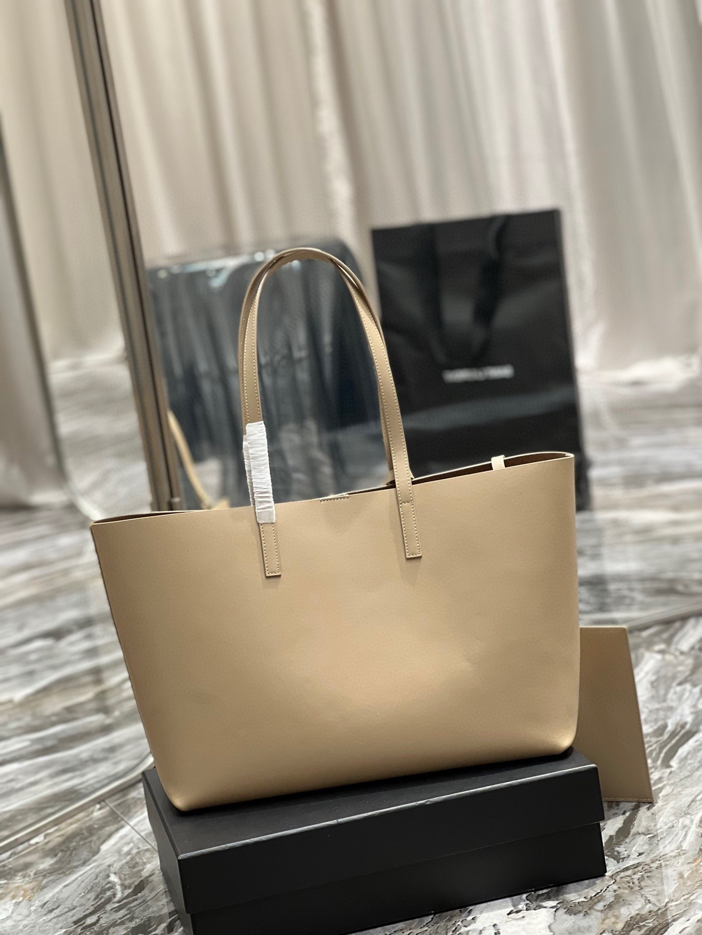 Saint Laurent Shopping Tote Bag in Beige Leather