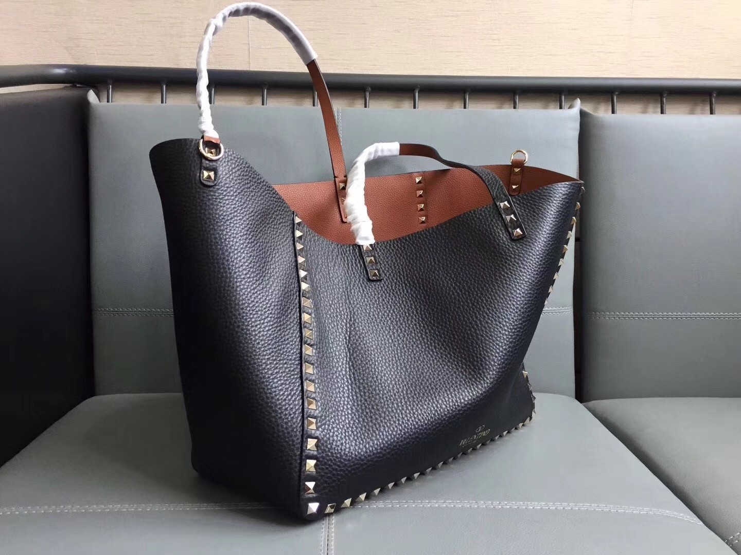 Valentino Noir Rockstud Medium Reversible Tote Bag