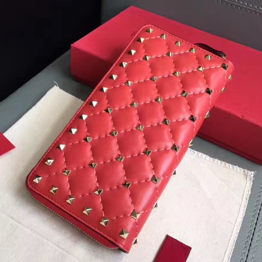 Valentino Rockstud Spike Zip Wallet In Piment Lambskin