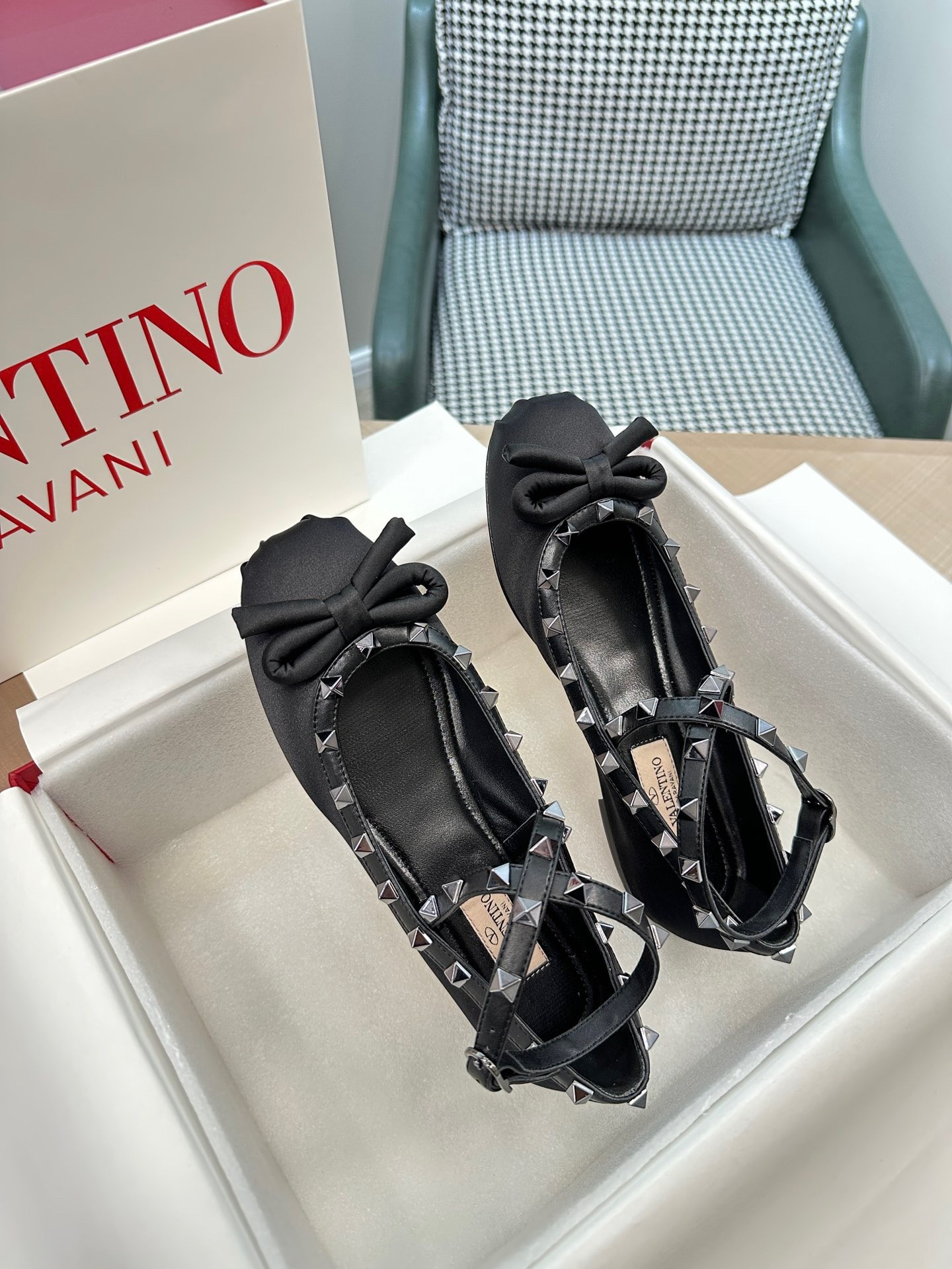 Valentino Rockstud Ballerina In Black Satin