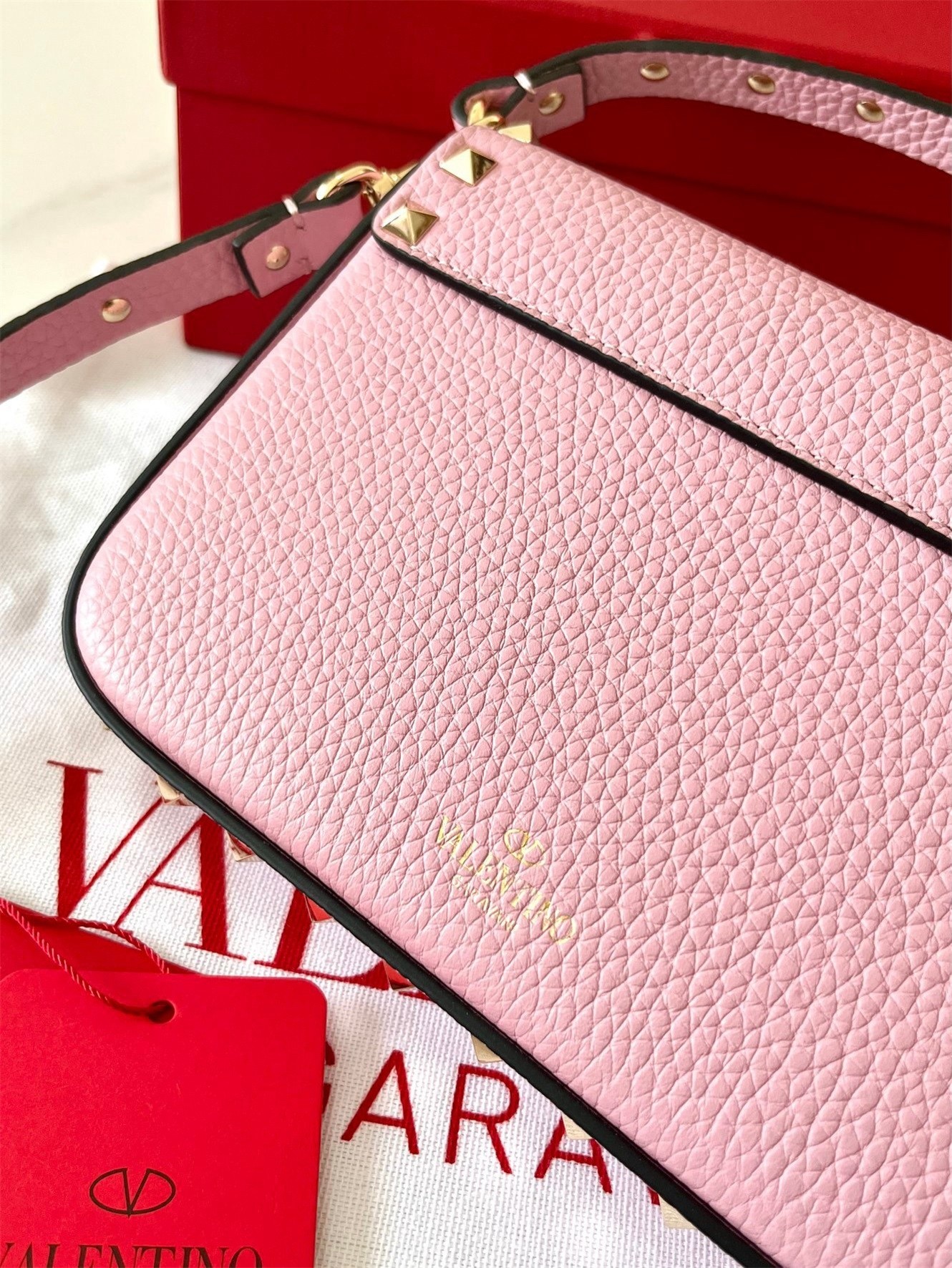 Valentino Rockstud Pouch Bag in Pink Grained Leather