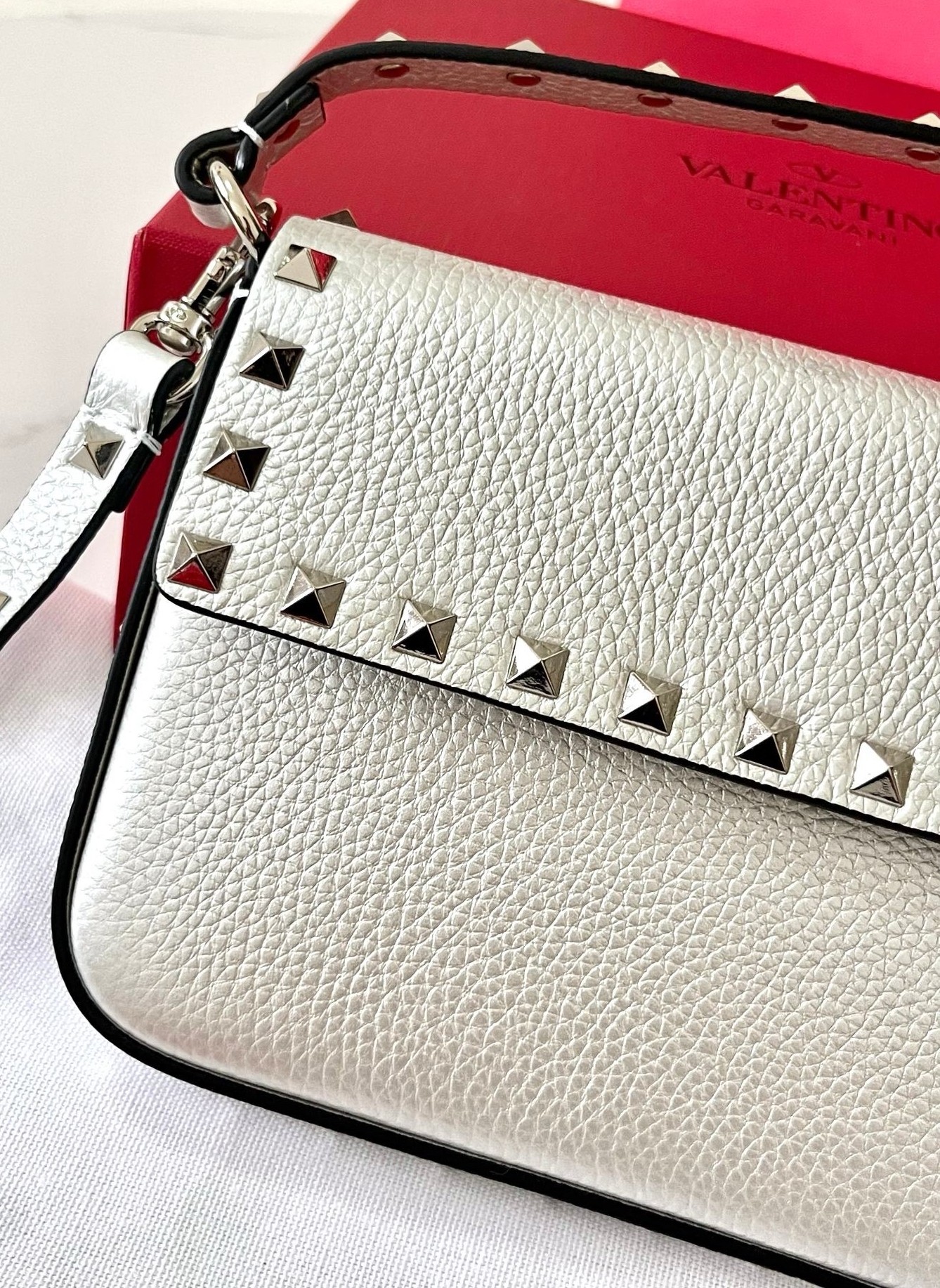 Valentino Rockstud Pouch Bag in White Grained Leather