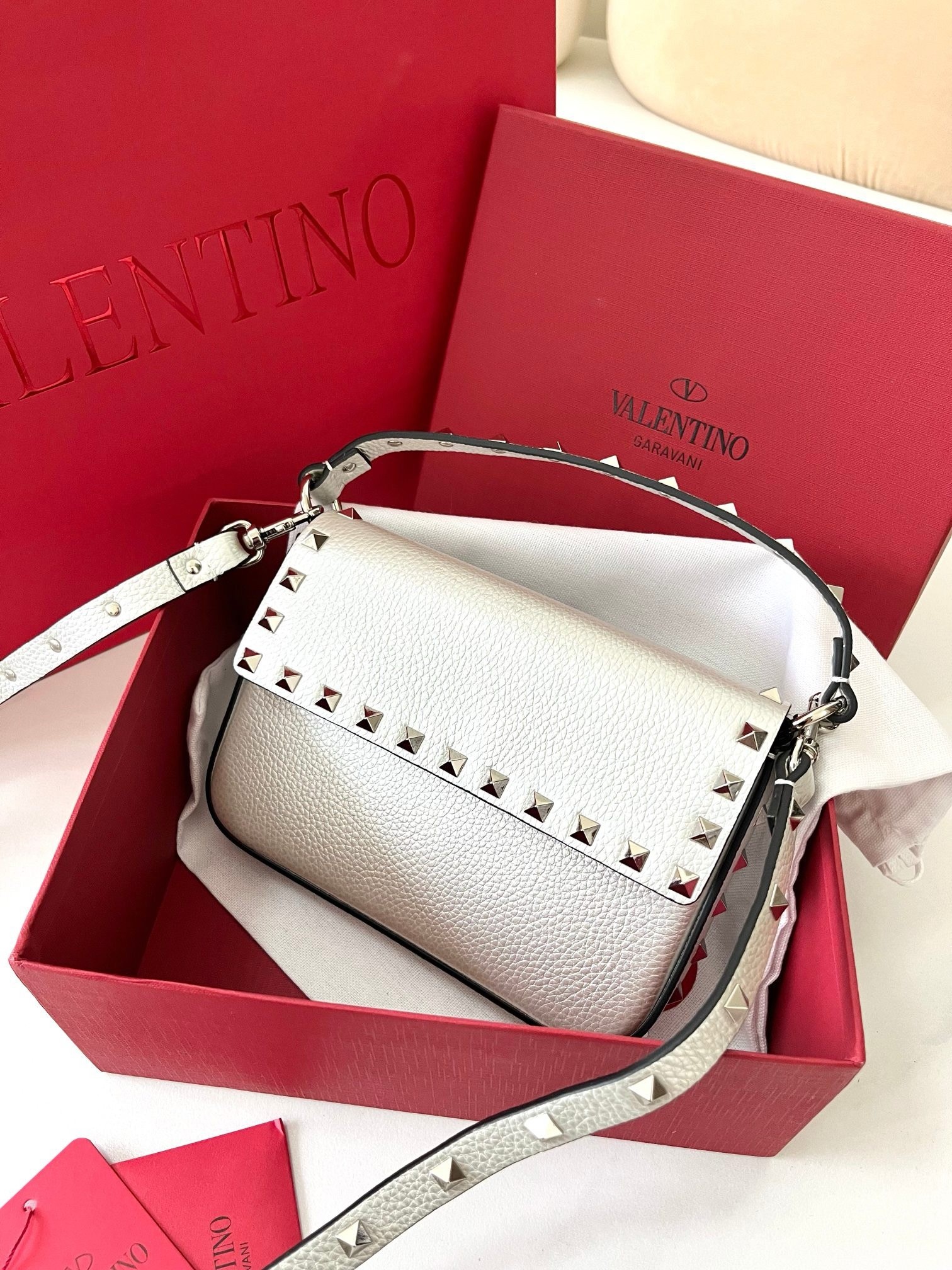 Valentino Rockstud Pouch Bag in White Grained Leather