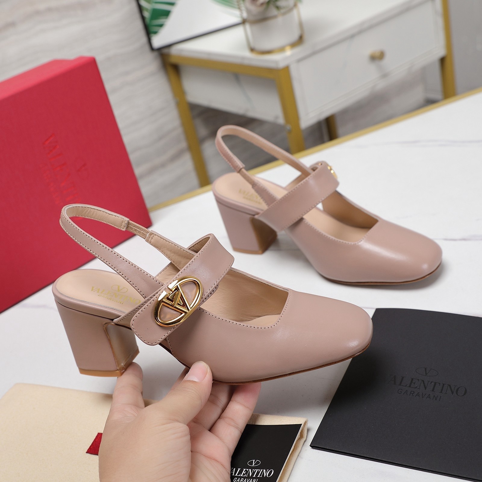 Valentino VLogo Locker Mary-Jane Slingback Pumps 60mm in Nude Calfskin