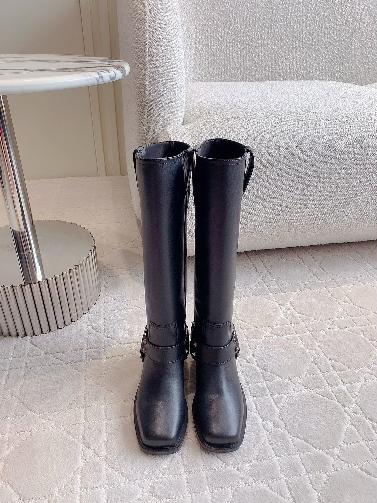 Valentino Garavani Rockstud Biker Boots 40mm in Black Calfskin