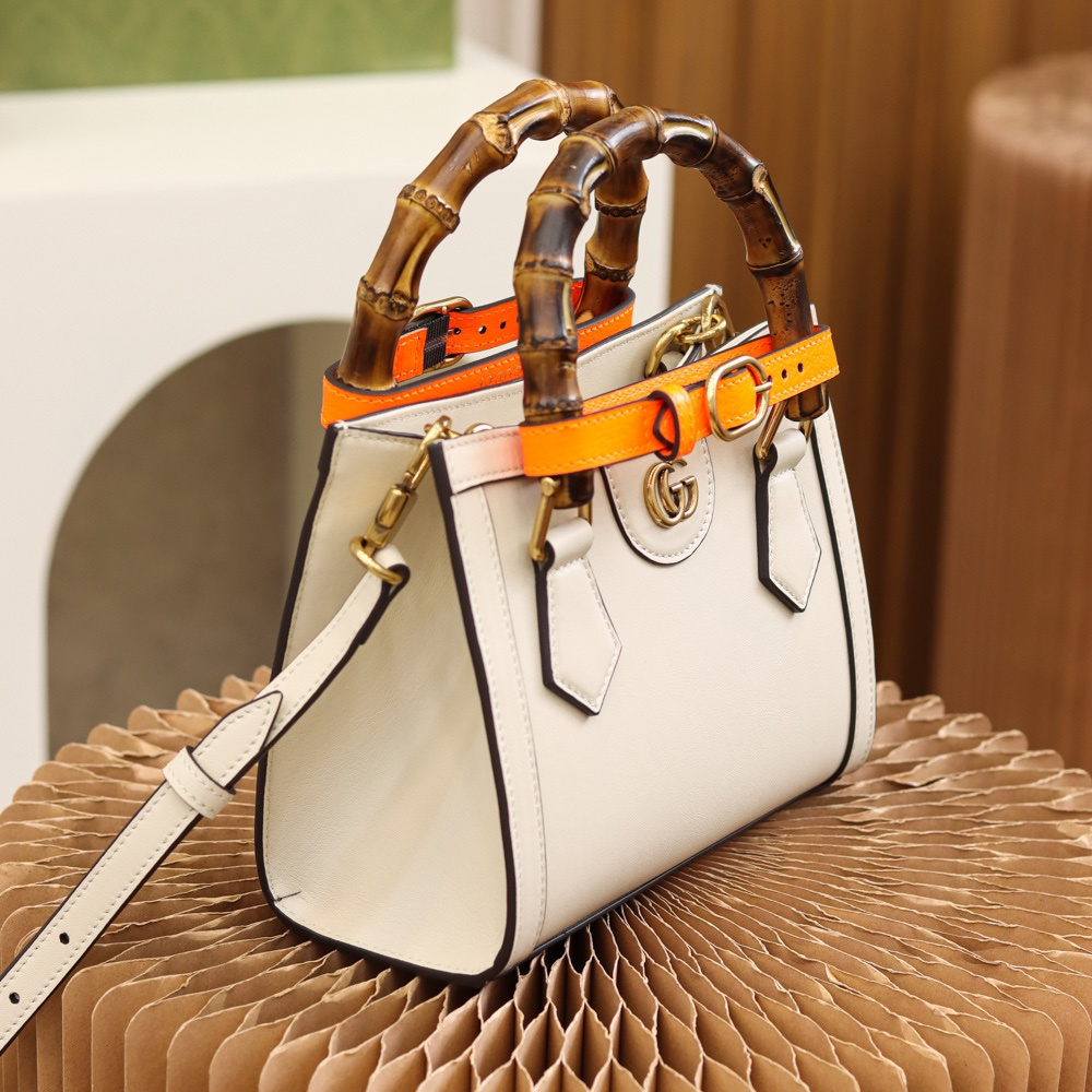 Gucci Bamboo Handle Bag Off-White