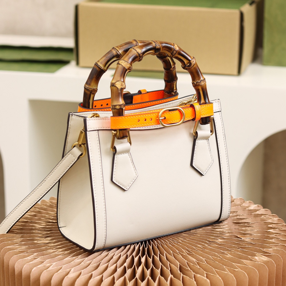 Gucci Bamboo Handle Bag Off-White