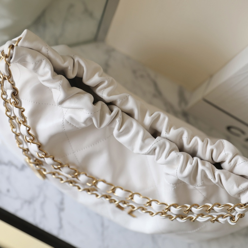 Chanel 24C Shopping Bag White/Gold